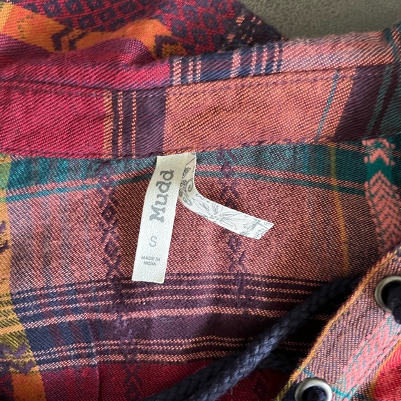 Plaid long sleeve - Picture 2 of 2